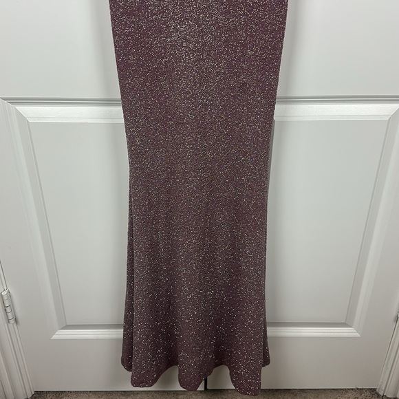 WINDSOR OPEN BACK GLITTER LONG SLEEVE MAXI DRESS - Picture 5 of 10